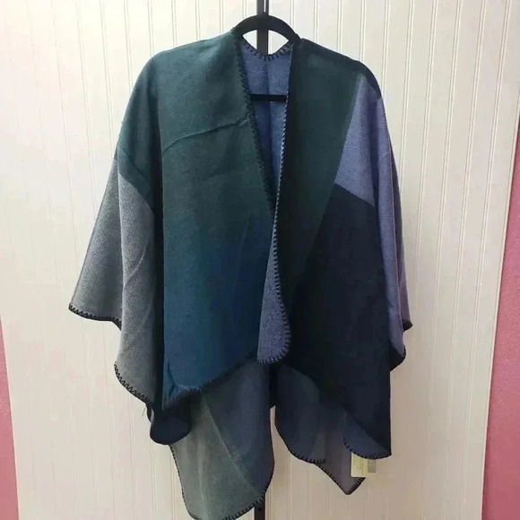 L.I.B. Blue/Green/Gray Colorblock Cape Brand New - Picture 3 of 5